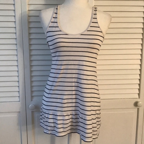 Hollister White & Navy Stripe Scoop Neck Tank Top Size Medium - Picture 1 of 7